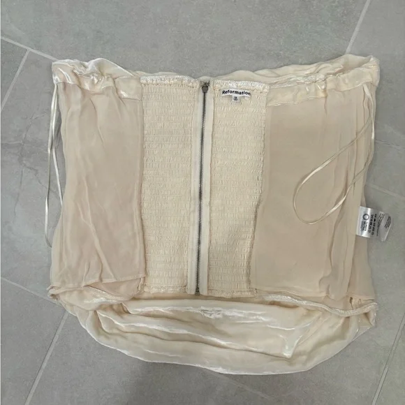 Reformation Addie Cream Velvet Ruched Corset Top Size 12 - Picture 10 of 11